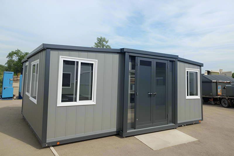 Biplane Folding House